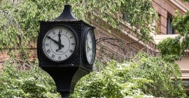 Clock at William Pitt Union
